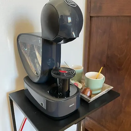 فندق مبيت وإفطار Les Hirondelles De La Des Roses 3*